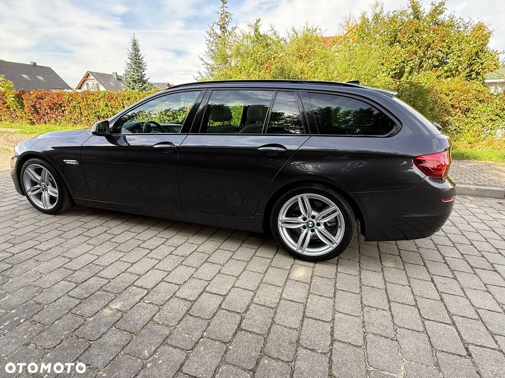 BMW Seria 5 530d Touring Luxury Line - 10
