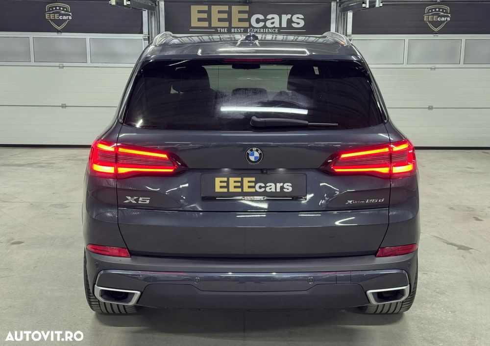 BMW X5 xDrive25d xLine - 37