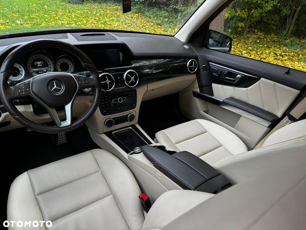 Mercedes-Benz GLK 350 4Matic (BlueEFFICIENCY) 7G-TRONIC - 3