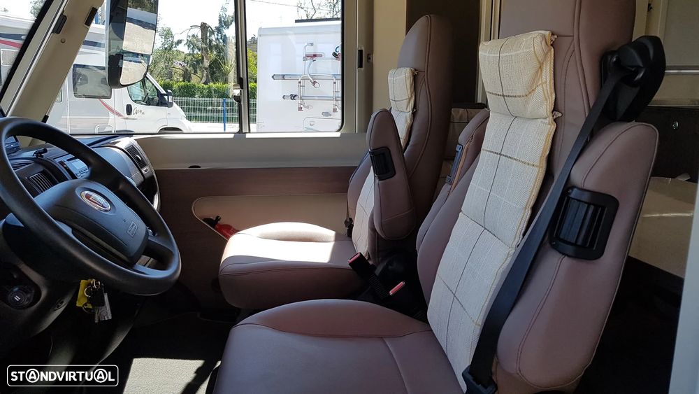 Burstner Viseo i 720 cama central - 33