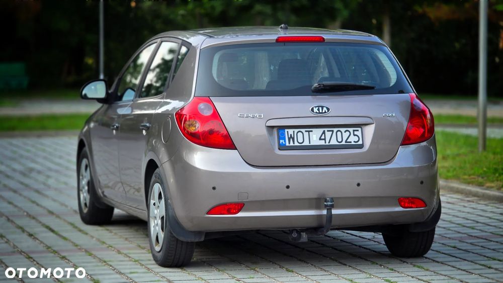 Kia Ceed 1.6 Crdi Comfort - 6