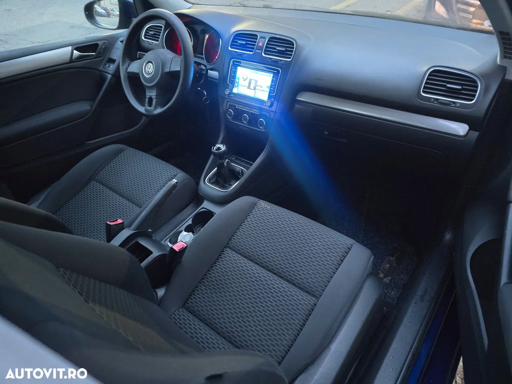 Volkswagen Golf 1.6 TDI DPF BlueMotion - 7