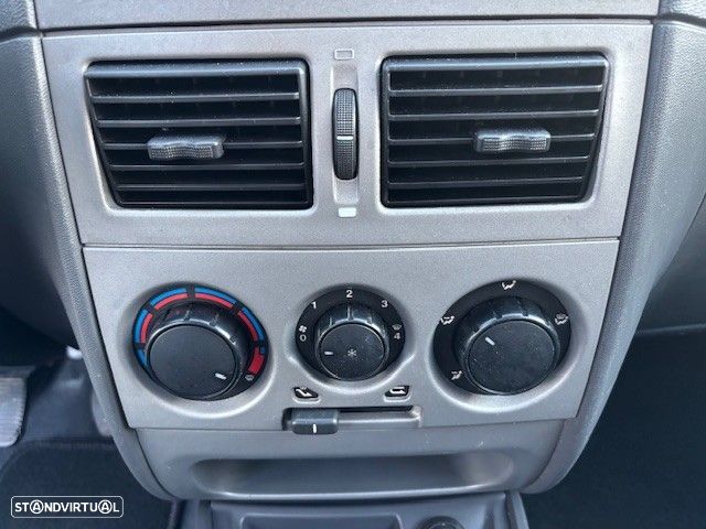 Fiat Strada 1.3 M-Jet CD Adventure - 8