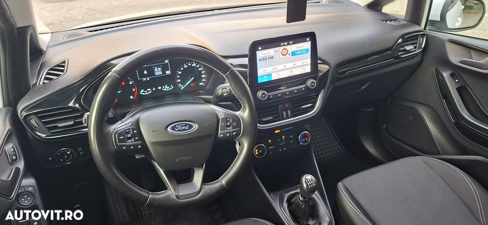 Ford Fiesta - 11