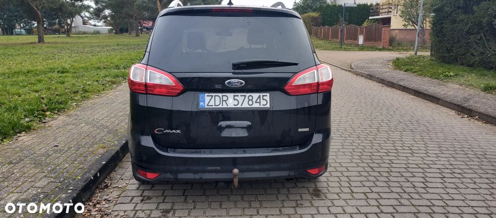 Ford Grand C-MAX - 21