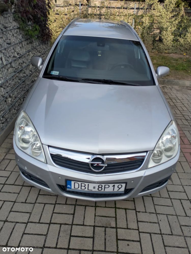 2008 Opel Vectra 1.9 CDTI Elegance, photograph 2
