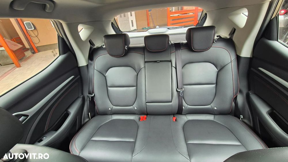 MG ZS EV Maximal Luxury - 8