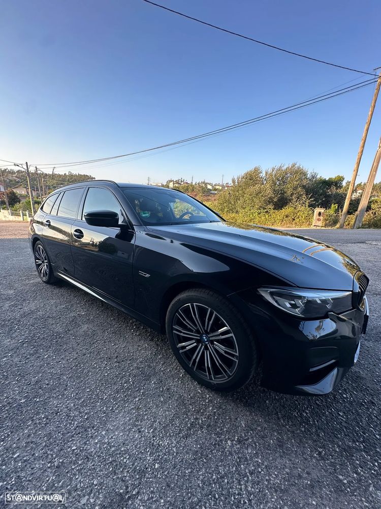 BMW 330 e Pack Desportivo M Auto - 11