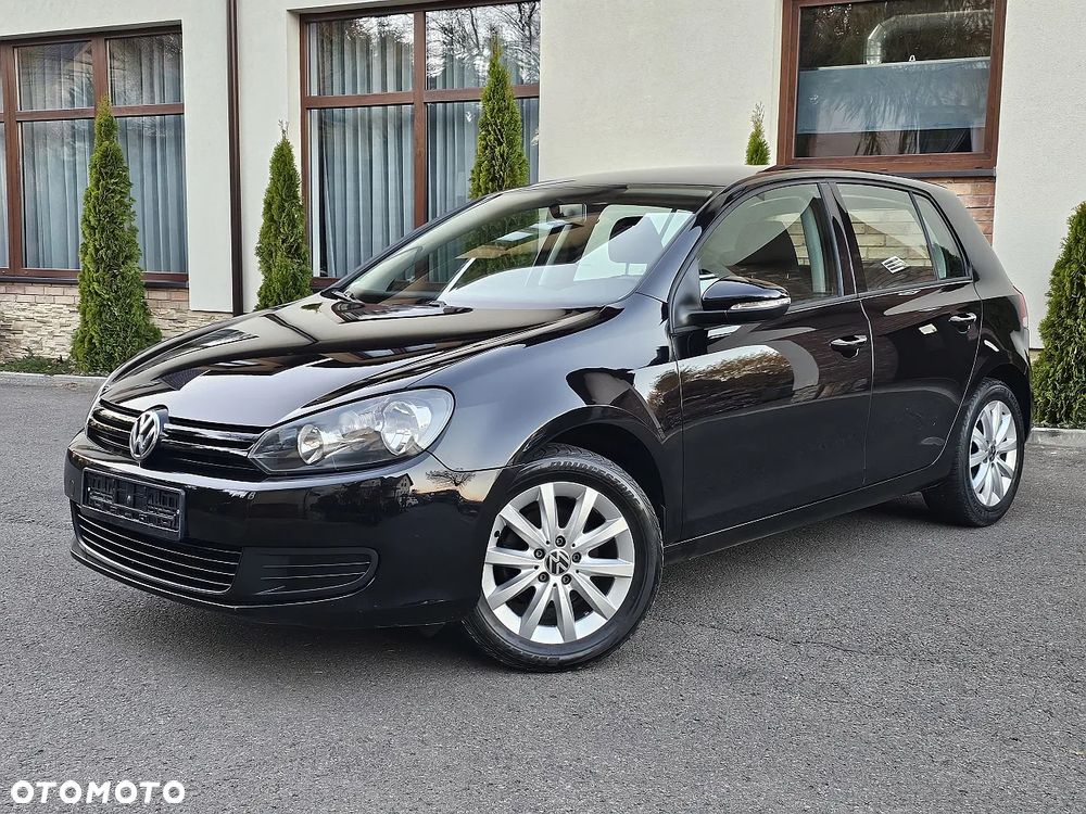 Volkswagen Golf - 6