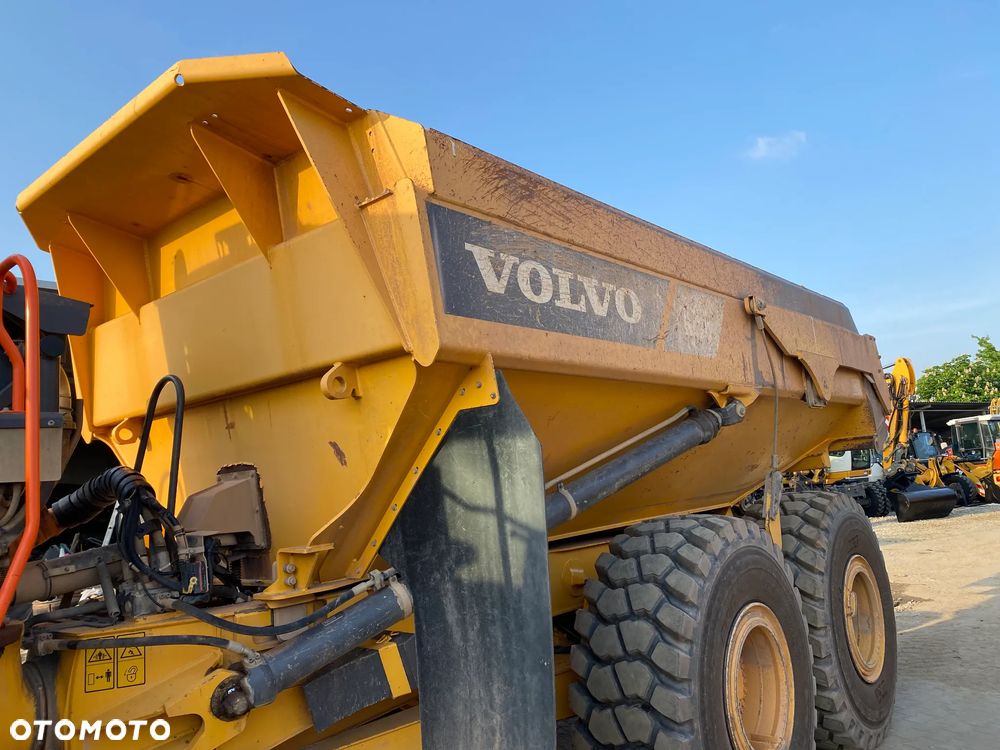 Volvo A25G, 2014 ROK, OPONY 80% DOBRE, TYLNA KLAPA, Z NIEMIEC, PIĘKNY STAN - 15