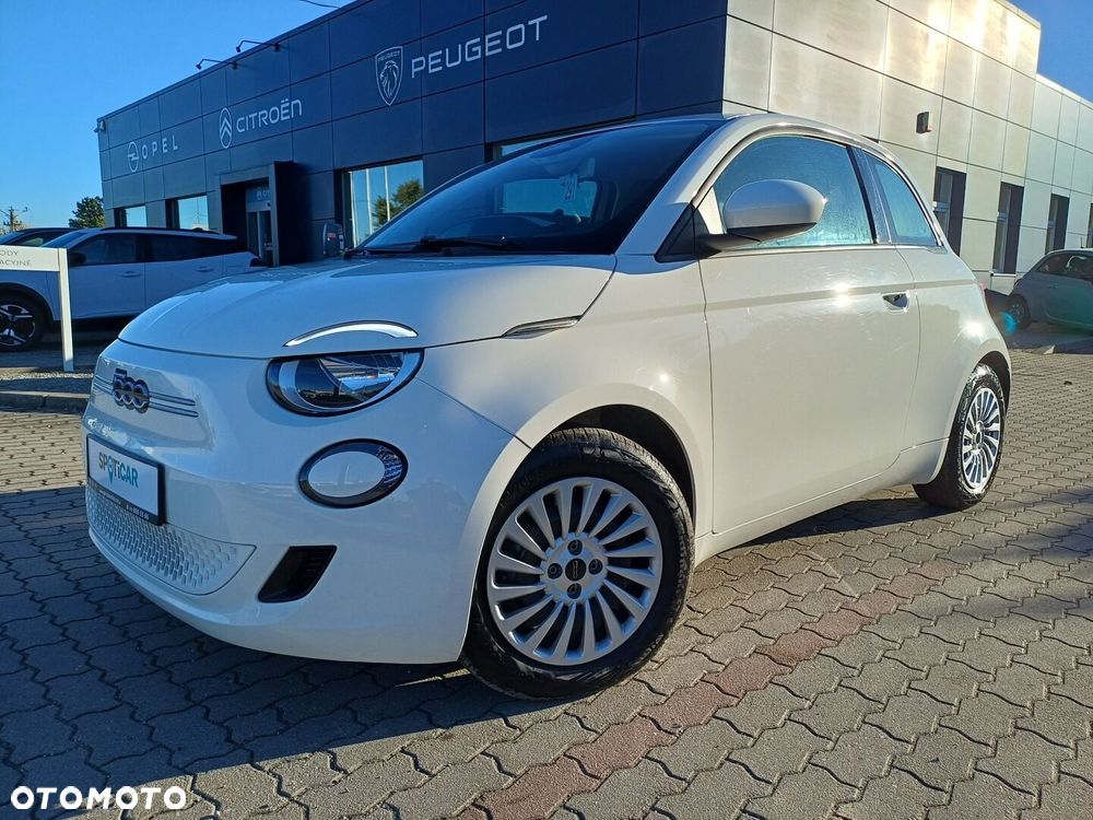 Fiat 500E