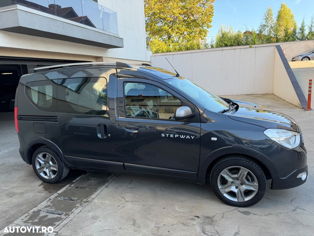 Dacia Dokker TCe 130 GPF Stepway Pro - 4