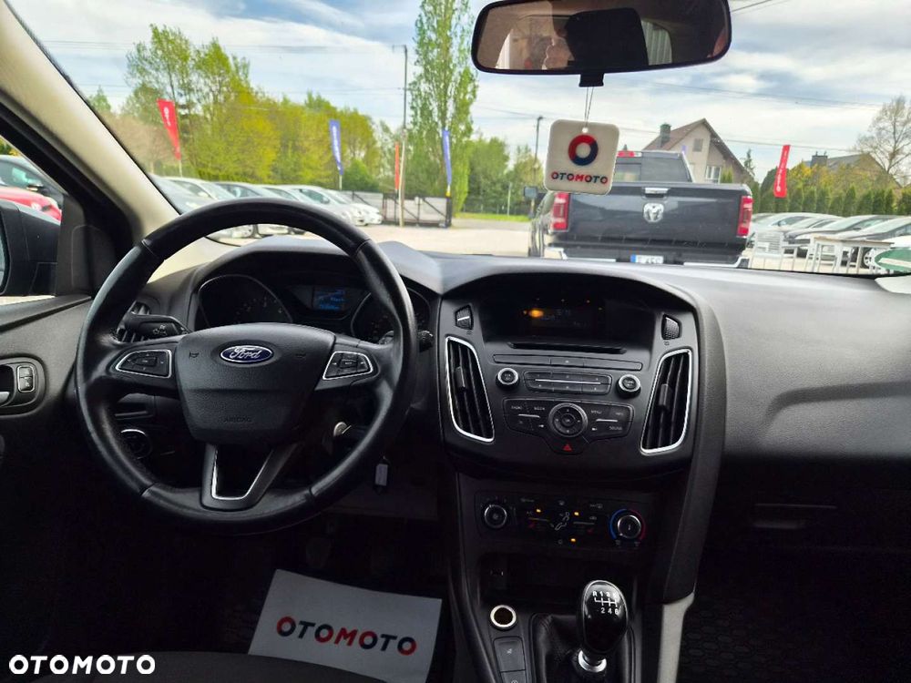 Ford Focus - 28