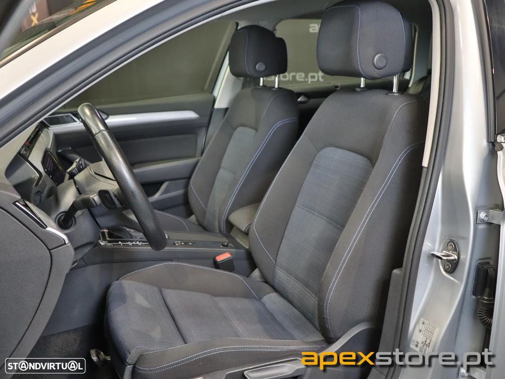 VW Passat Variant - 9