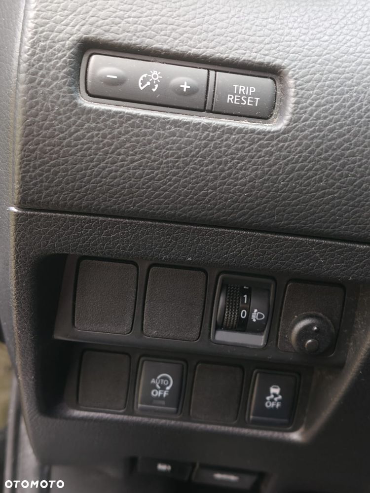 Nissan Qashqai 1.5 dCi Acenta EU6 - 10