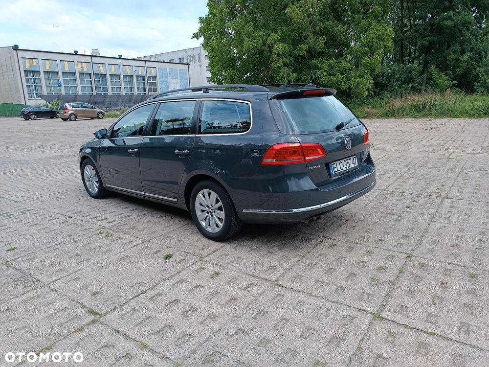 Volkswagen Passat Variant 2.0 TDI DSG BlueMotion Technology Comfortline - 6