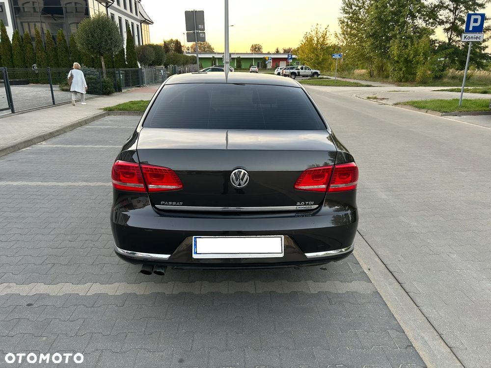 Volkswagen Passat 2.0 TDI Highline - 6