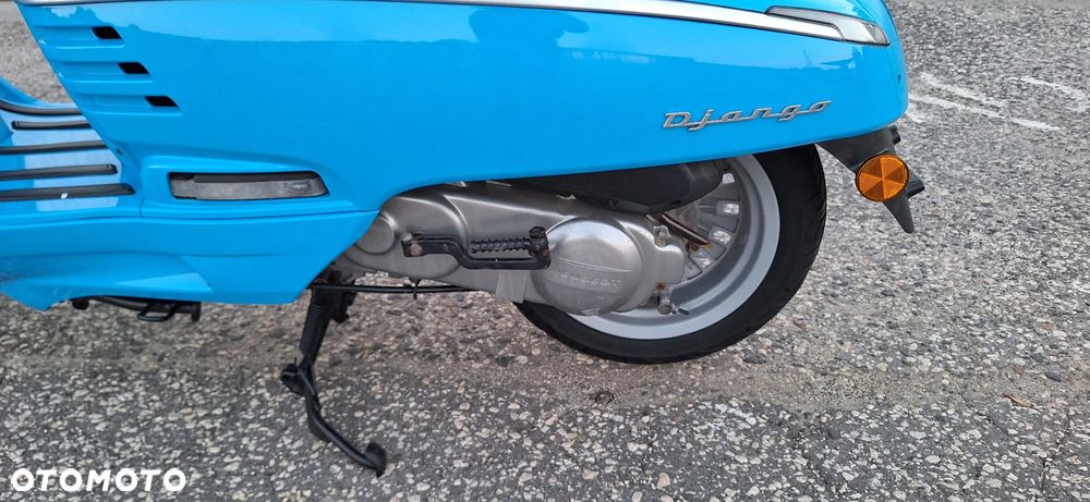 Peugeot Django - 6