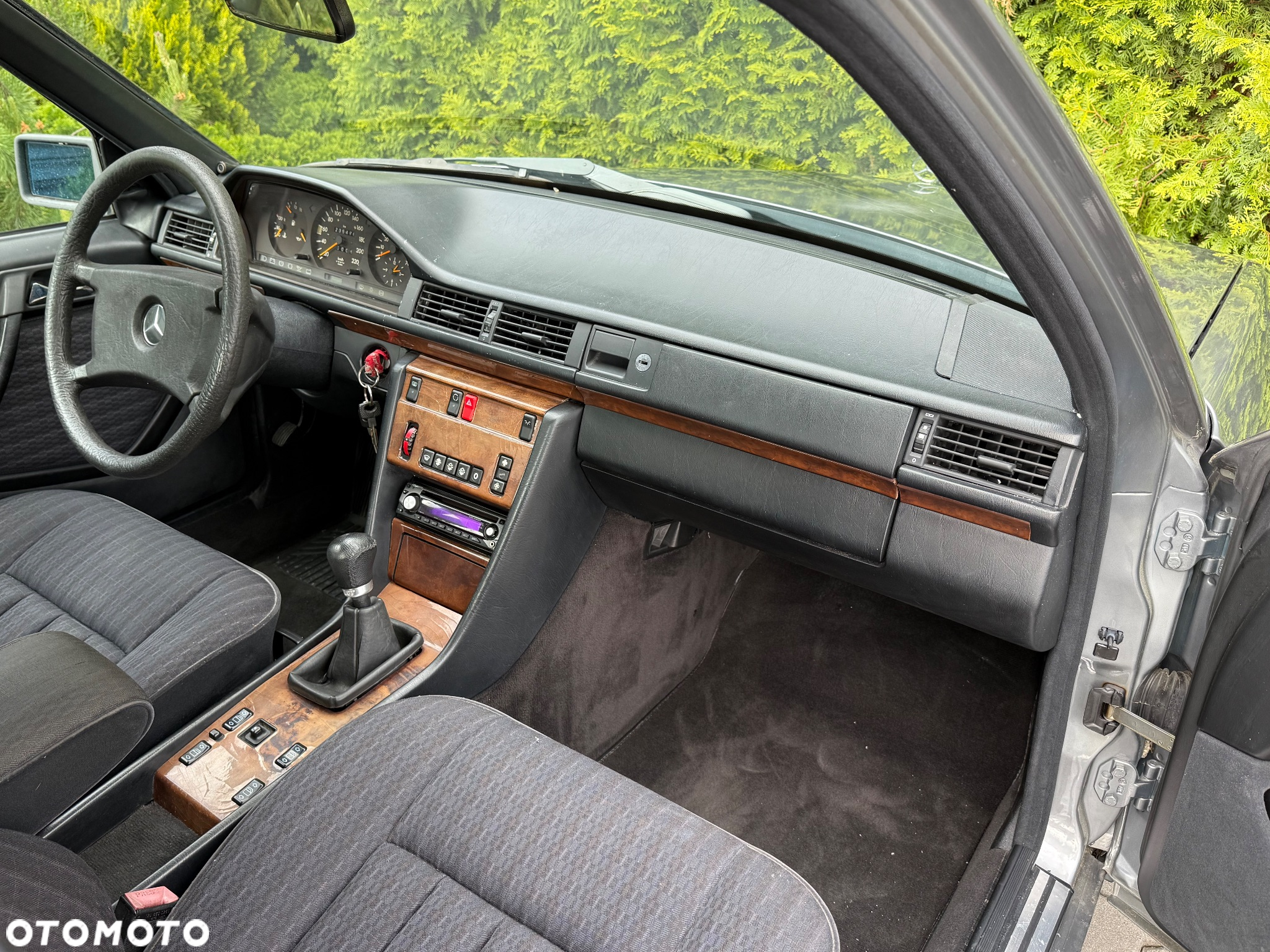 Mercedes-Benz W124 (1984-1993) - 6