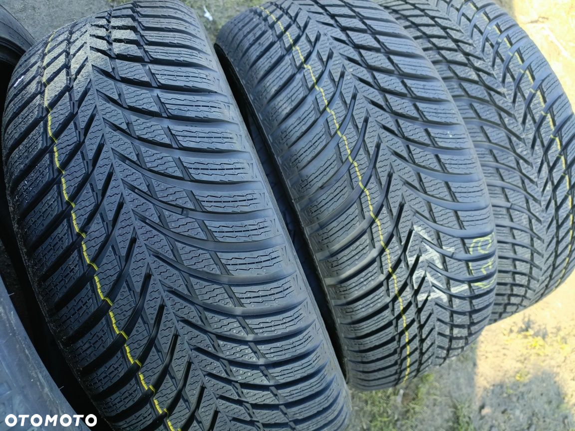 Nowe opony zimowe 235/45/20 Nokian 2024r - 2