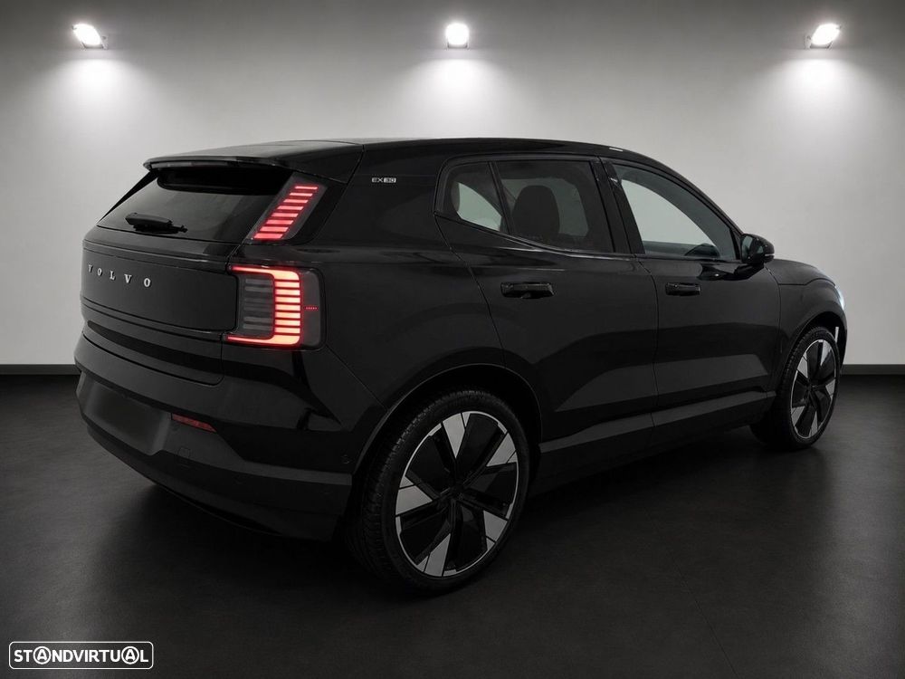 Volvo EX30 Twin Motor Performance AWD Black Edition Ultra - 1