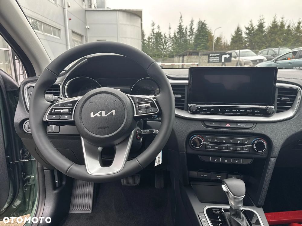 Kia Ceed 1.5 T-GDI M DCT - 13