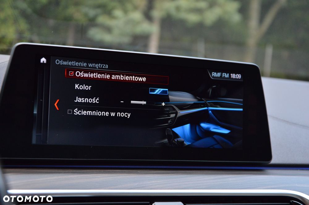 BMW Seria 5 520d xDrive Luxury Line - 37
