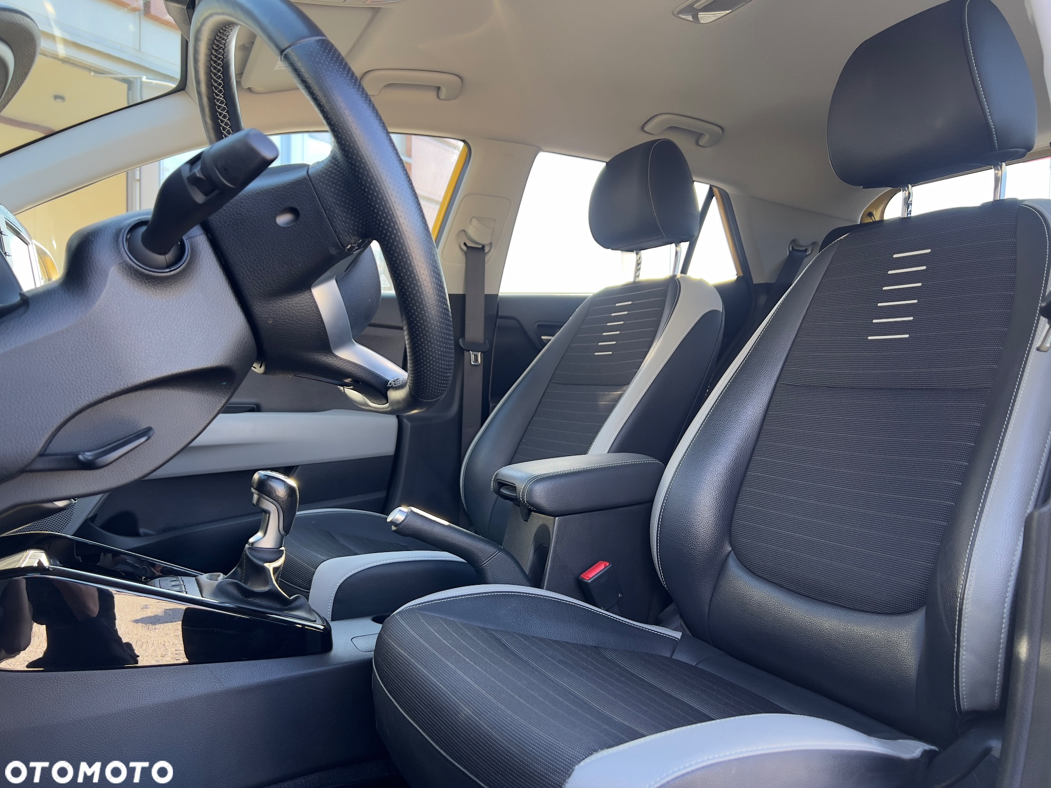 Kia Stonic 1.0 T-GDI M - 13