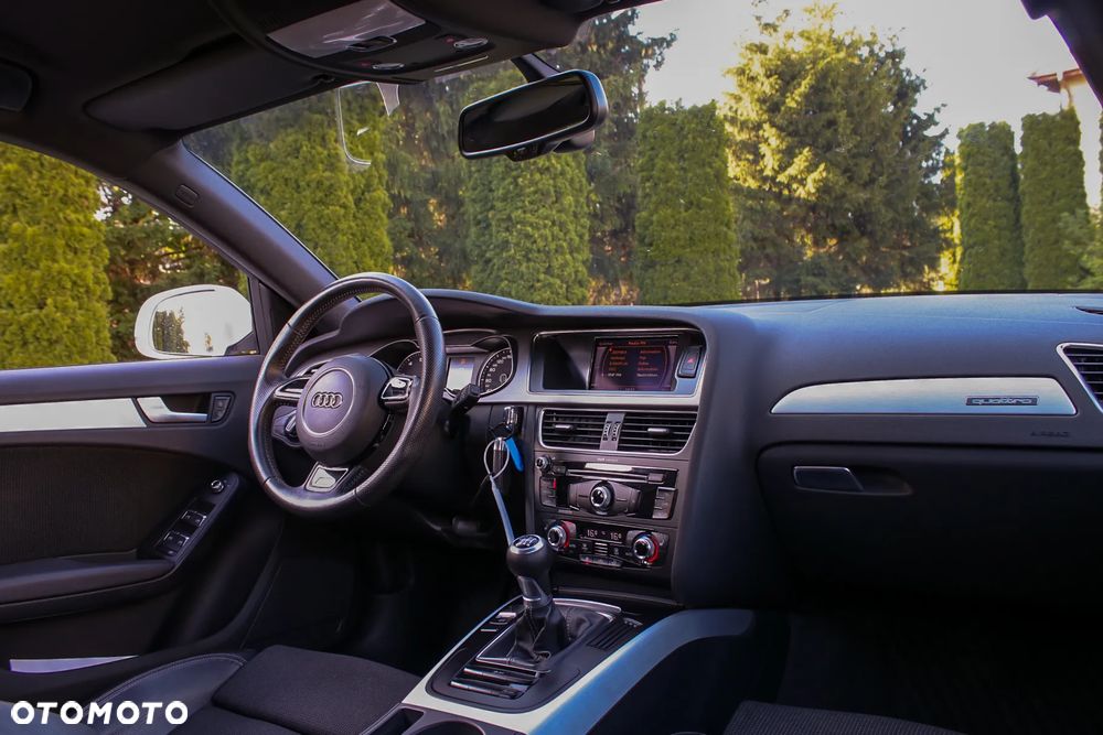 Audi A4 Avant 2.0 TFSI quattro S line Sportpaket - 33
