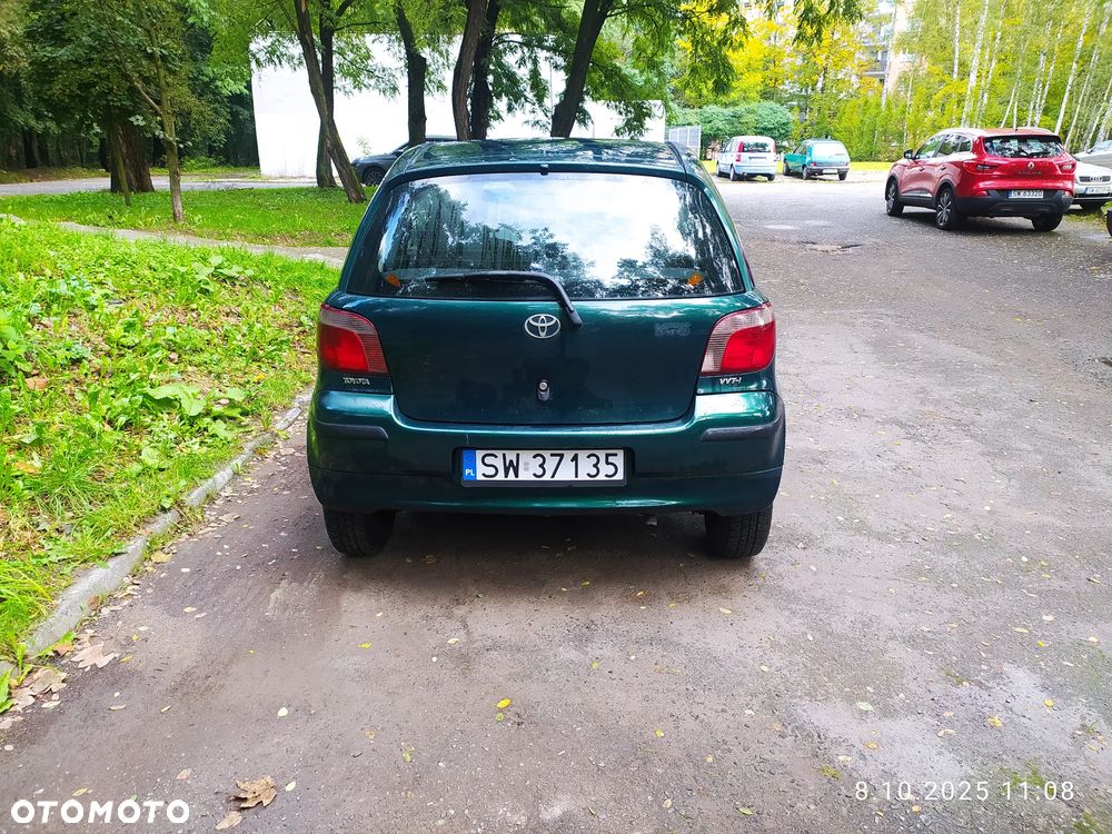 Toyota Yaris ver-1-3-luna - 2