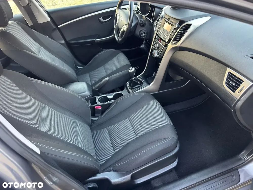 Hyundai i30 - 15