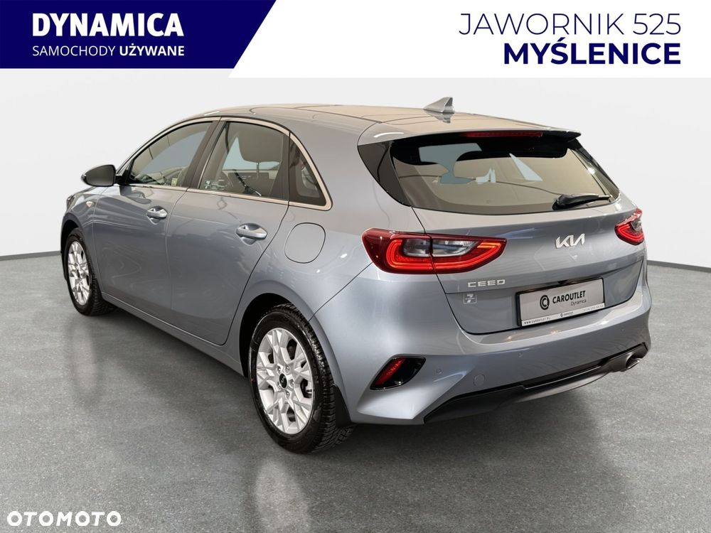 Kia Ceed - 7
