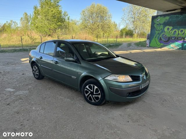 Renault Megane 1.6 16V Authentique - 4