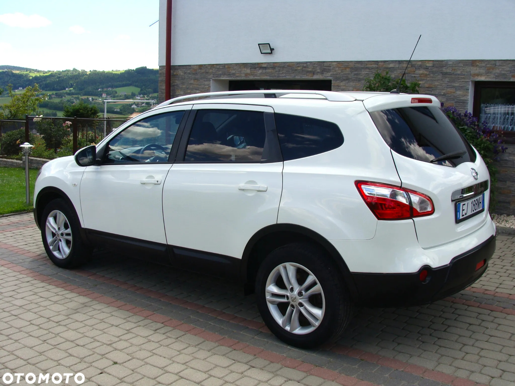 Nissan Qashqai+2 2.0 dCi Tekna EU5 - 4
