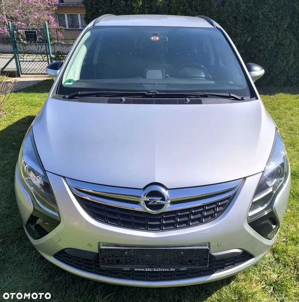 Opel Zafira - 2
