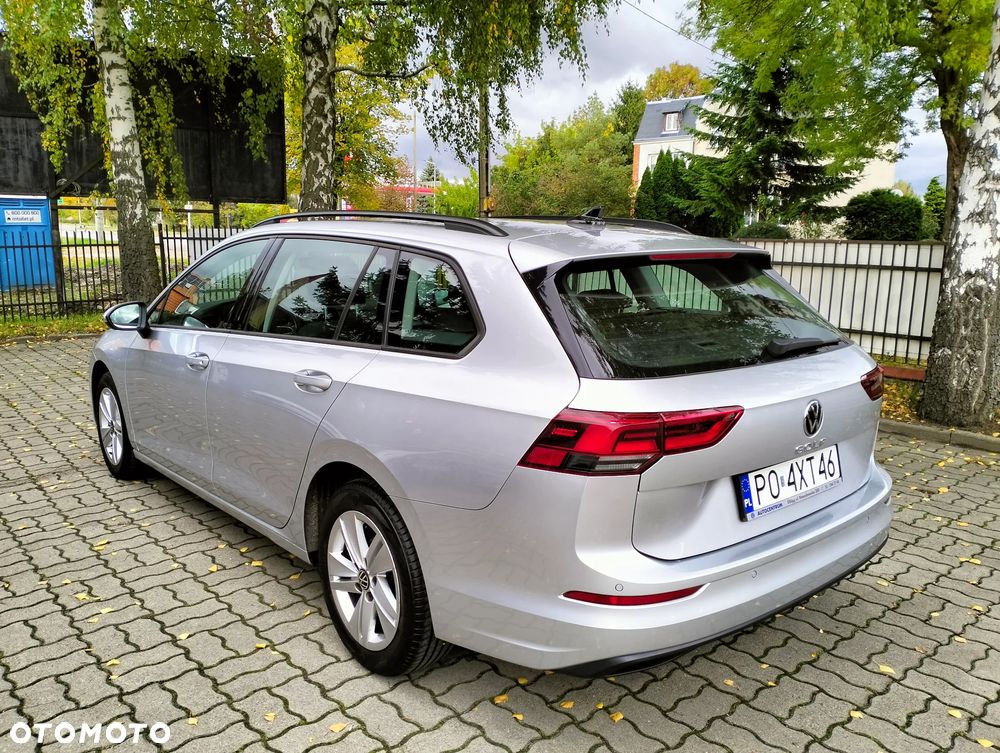 Volkswagen Golf VIII 2.0 TDI Life DSG - 4