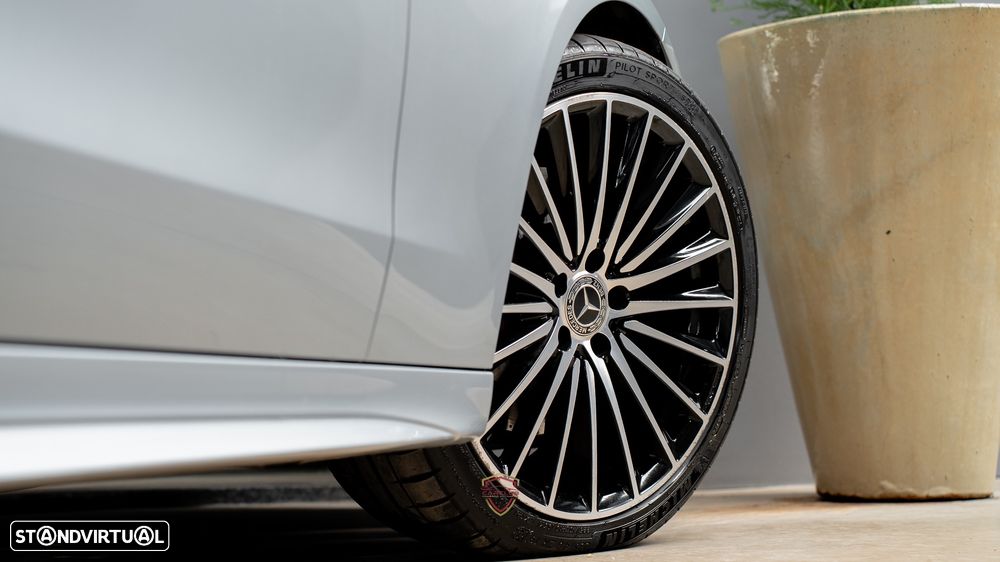 Mercedes-Benz C 300 d AMG Line - 12