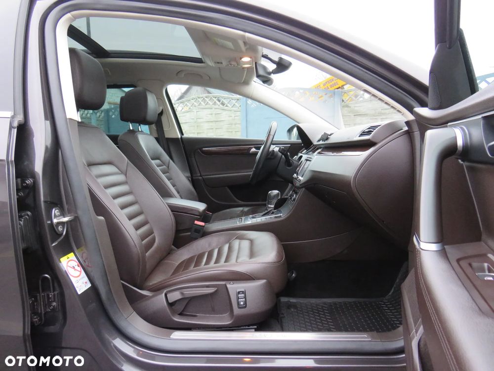 Volkswagen Passat 1.8 TSI Automatik Highline - 35