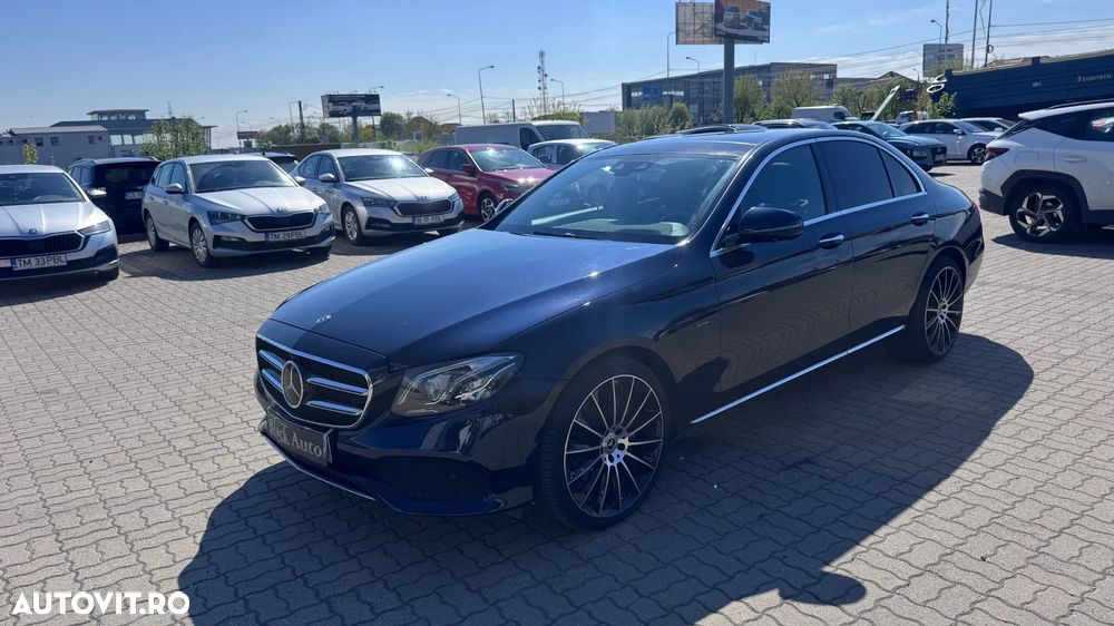 Mercedes-Benz E 300 Aut. - 1