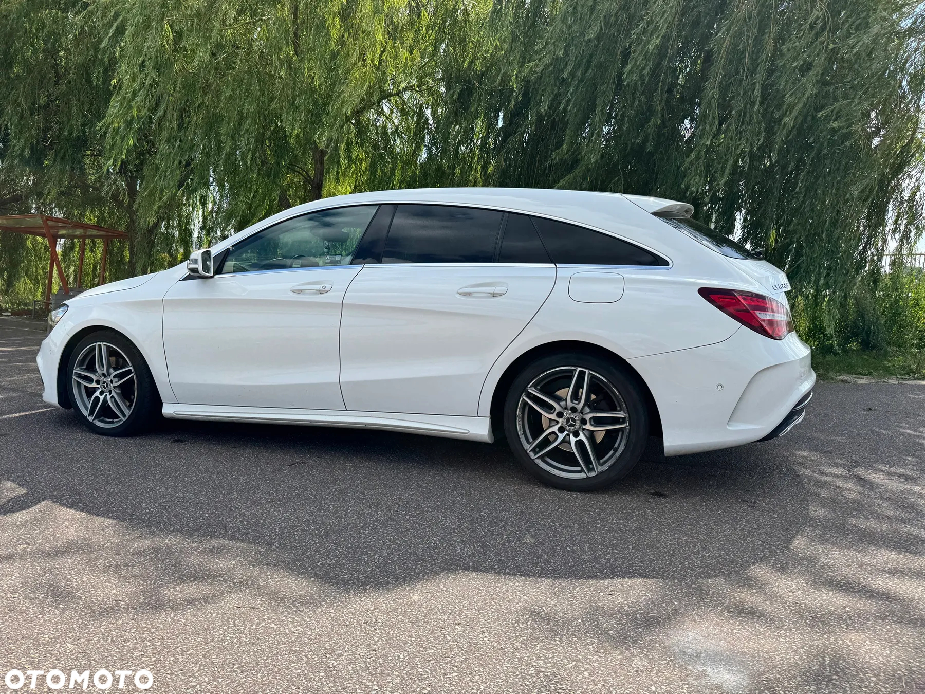 Mercedes-Benz CLA 220 4-Matic AMG Line - 2