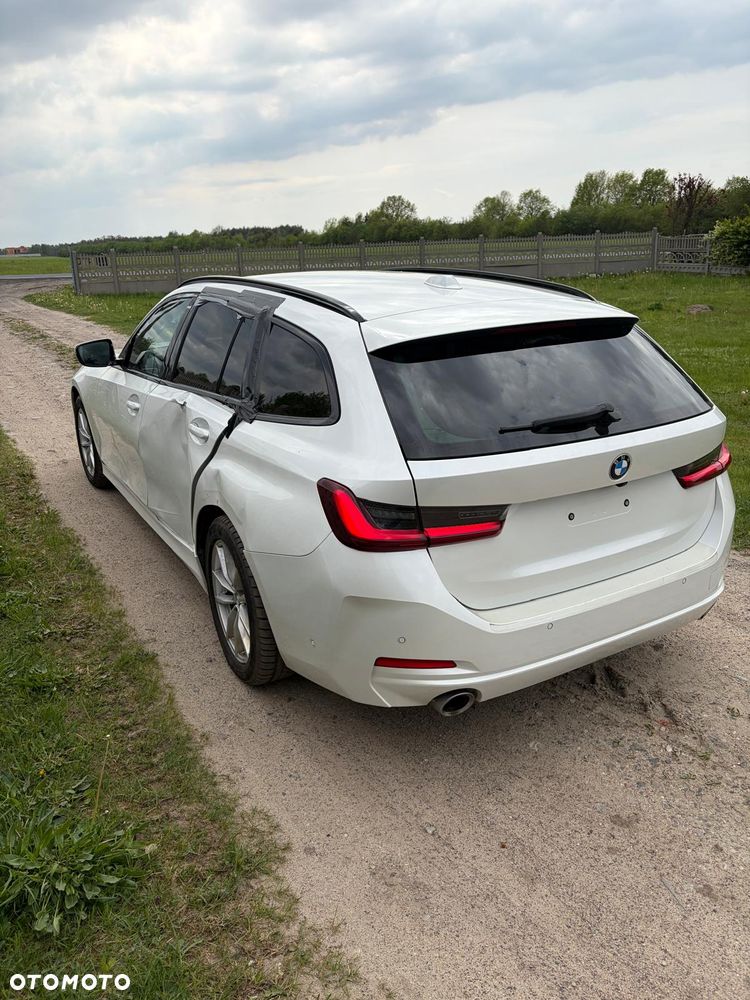 BMW Seria 3 320d Edition Luxury Line Purity - 6