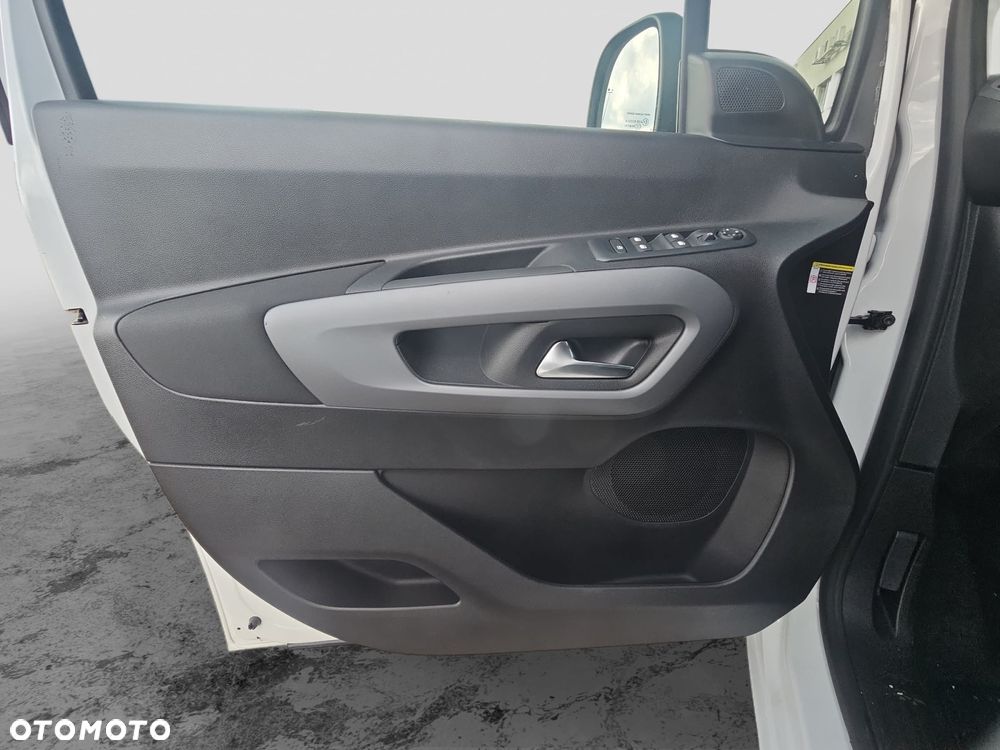 Fiat Doblo Combi - 14