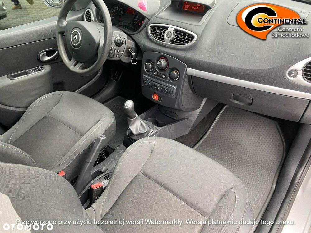 Renault Clio - 5