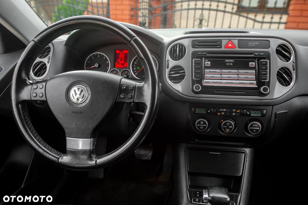 Volkswagen Tiguan 2.0 TSI 4Mot Sport DSG - 23