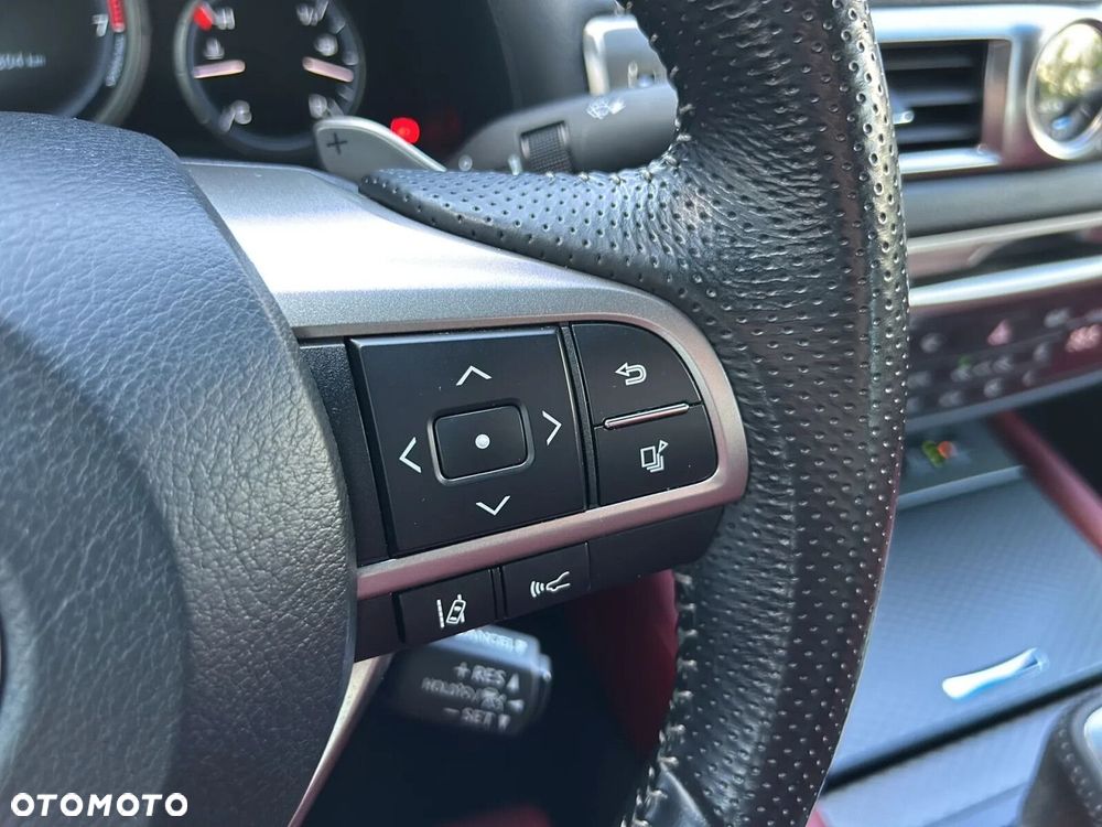 Lexus GS - 23
