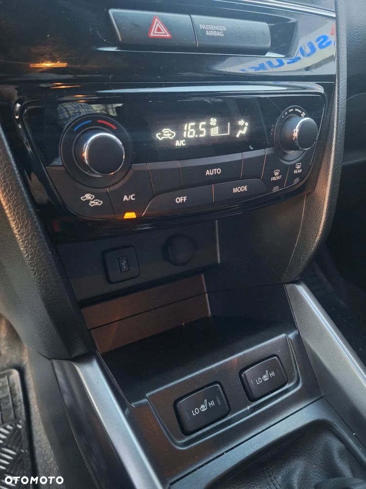 Suzuki Vitara 1.4 Boosterjet Premium 2WD - 11