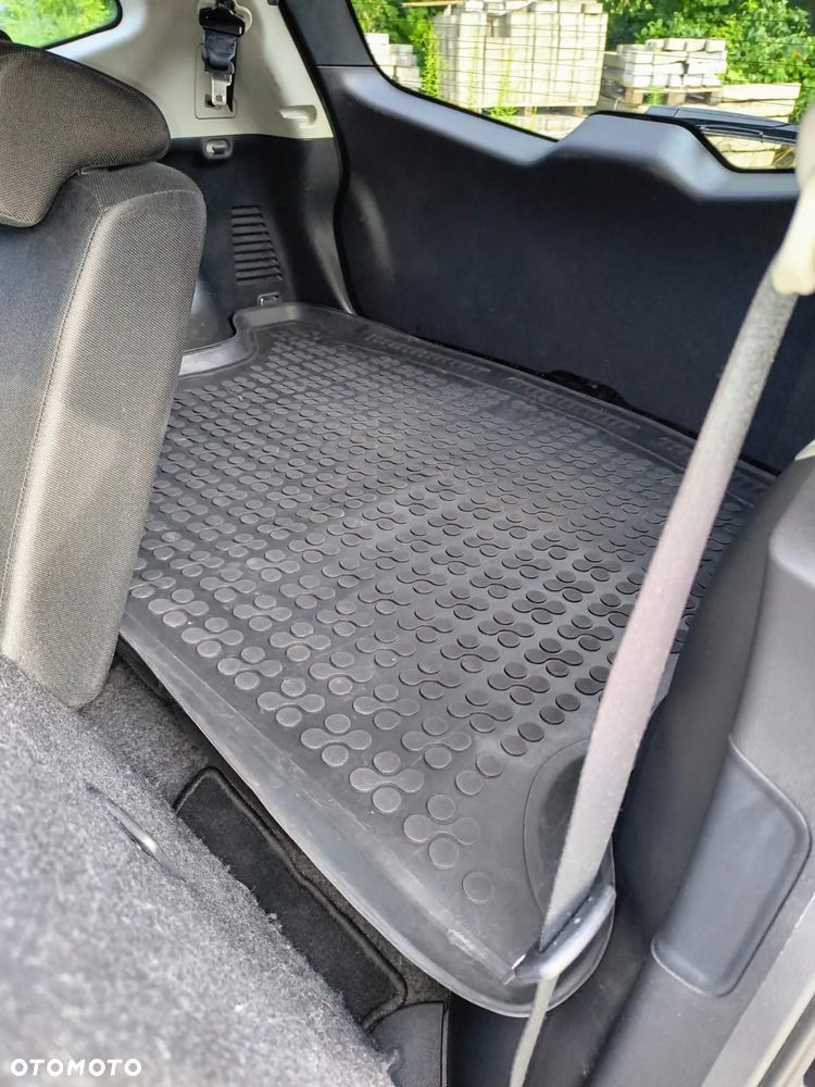 Nissan Qashqai+2 2.0 Acenta - 22