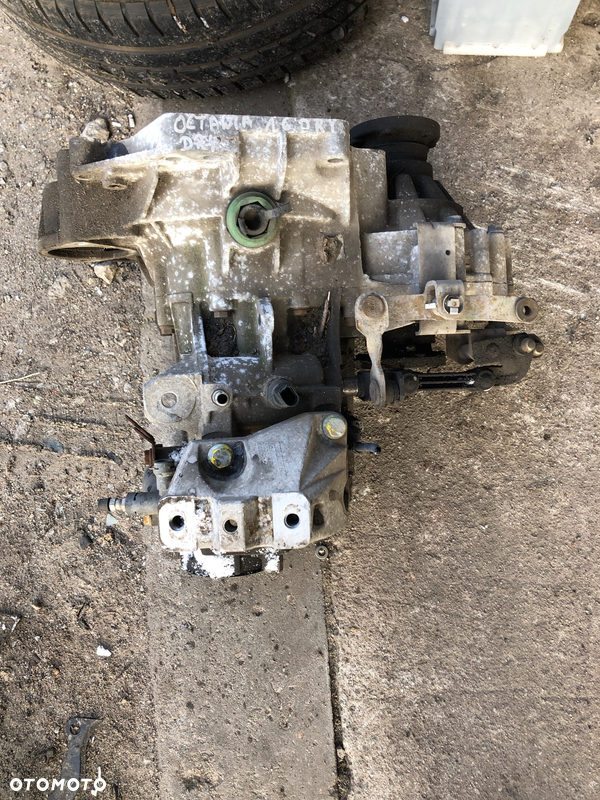 Skrzynia biegów VW SKODA 1.6 MPI DRY