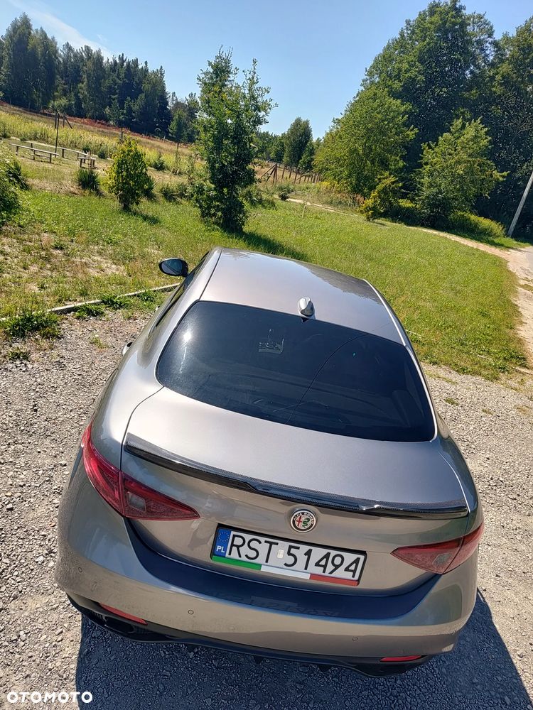 Alfa Romeo Giulia 2.2 D Turbo Super - 5