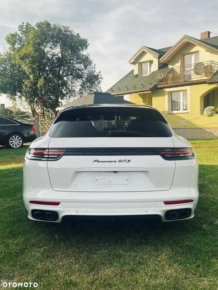 Porsche Panamera GTS GPF - 8